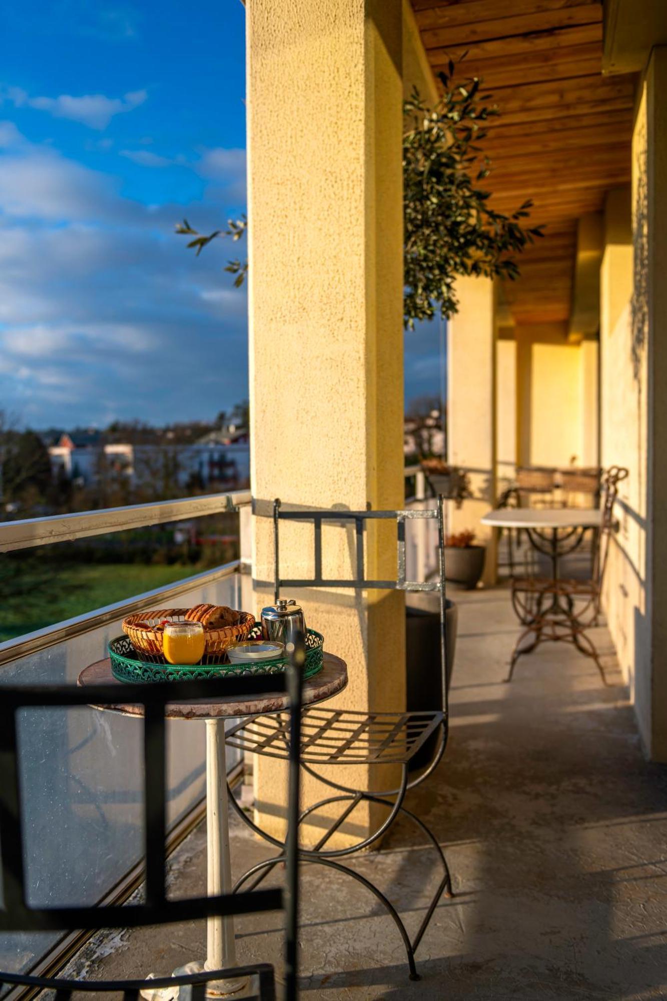 Le Grand Barnum Hotel 3*